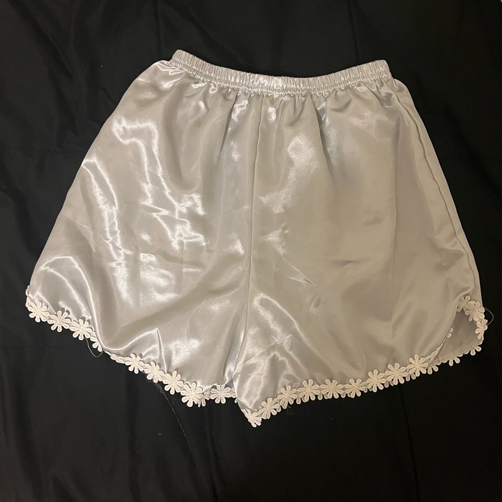 pj set - Picture 3 of 3